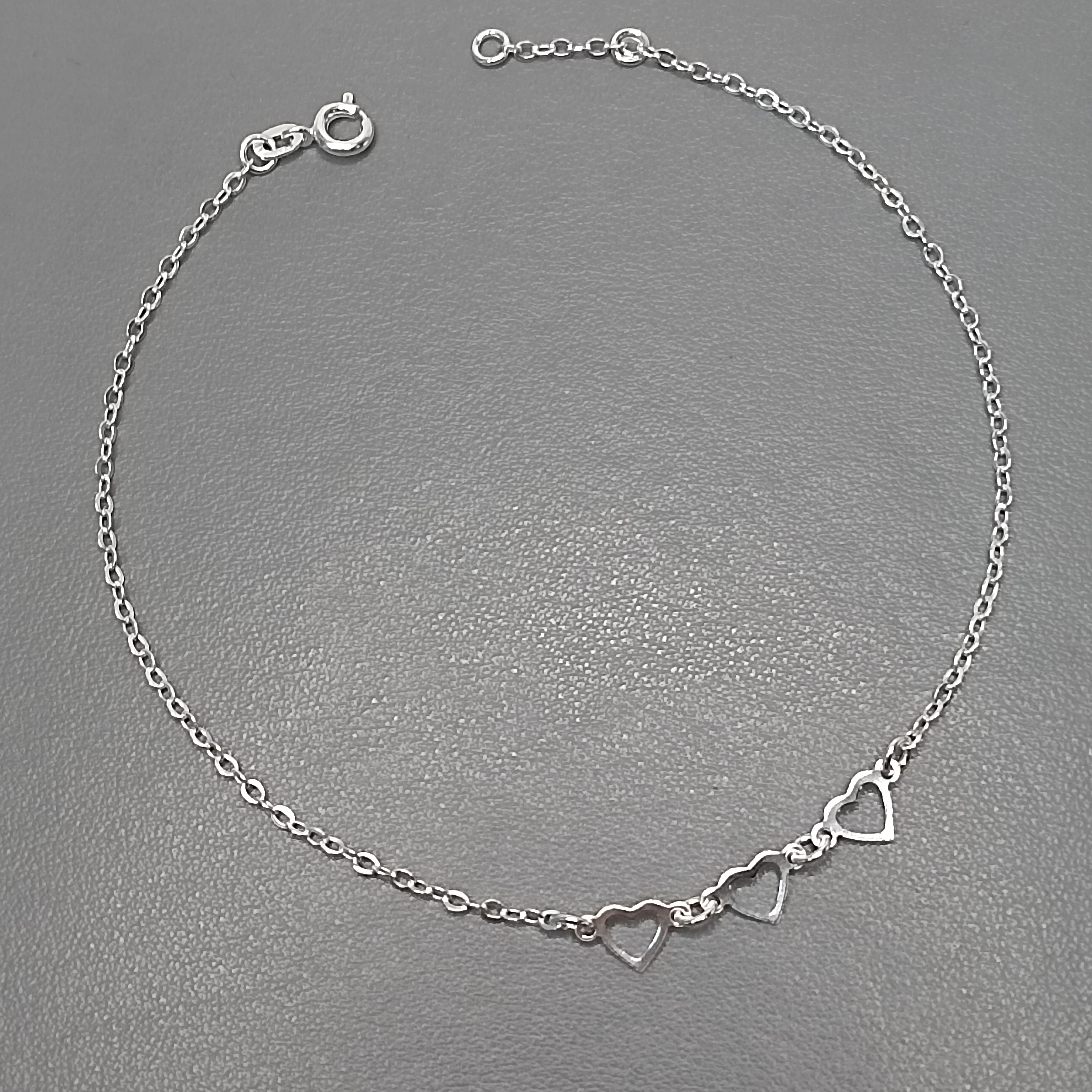 Tornozeleira 3 Corações Vazado Meio #MD